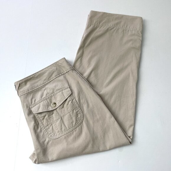 Columbia Women's Tan Capri Pants Omni Shade Camp Hiking Lightweight size 8 - Picture 8 of 8